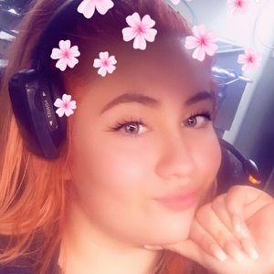 Meet your Posher, Veronica